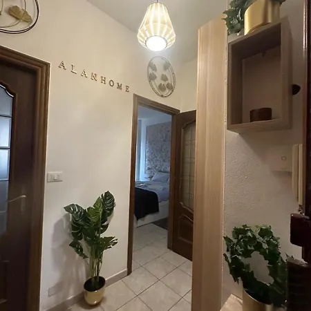 Apartment Alan Turin
