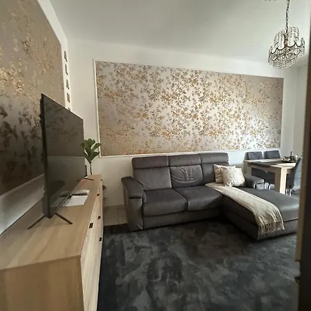 Alan Apartment *