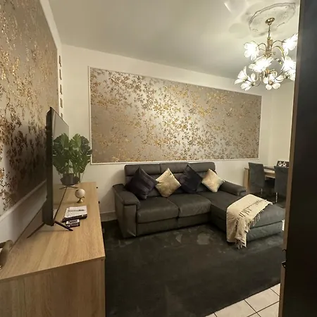 Apartment Alan Turin